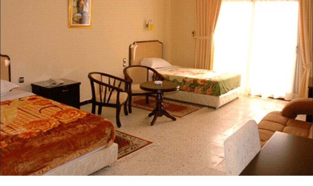 Hotel Le Majestic Annaba Esterno foto